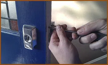Interstate Locksmith Shop Plymouth, MI 313-483-8664 - 10-lock-smiths