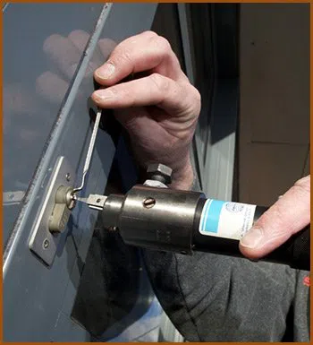 Interstate Locksmith Shop Plymouth, MI 313-483-8664 - 11-commercial-locksmith-service